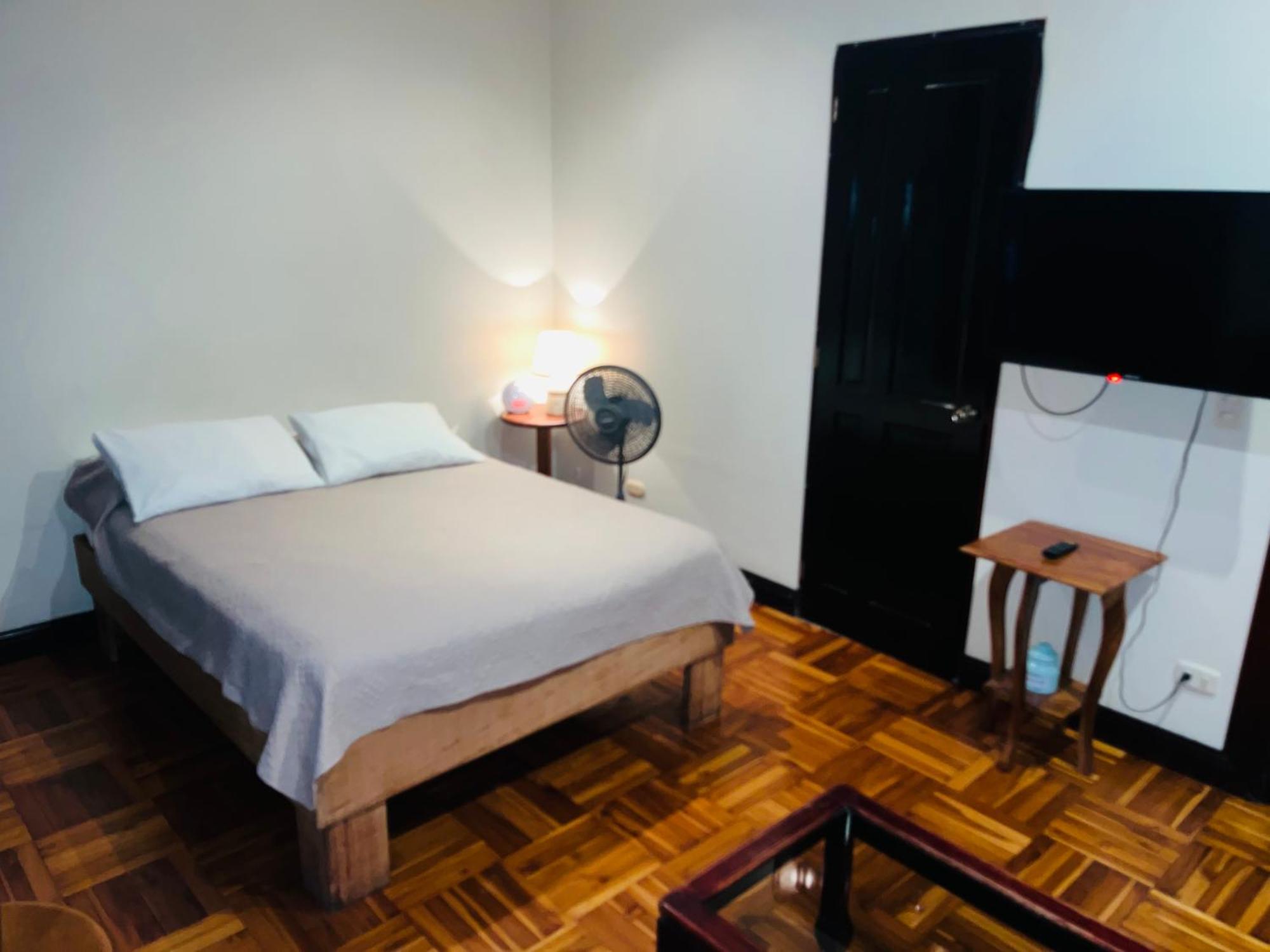 Ester'S Place Escazu ภายนอก รูปภาพ