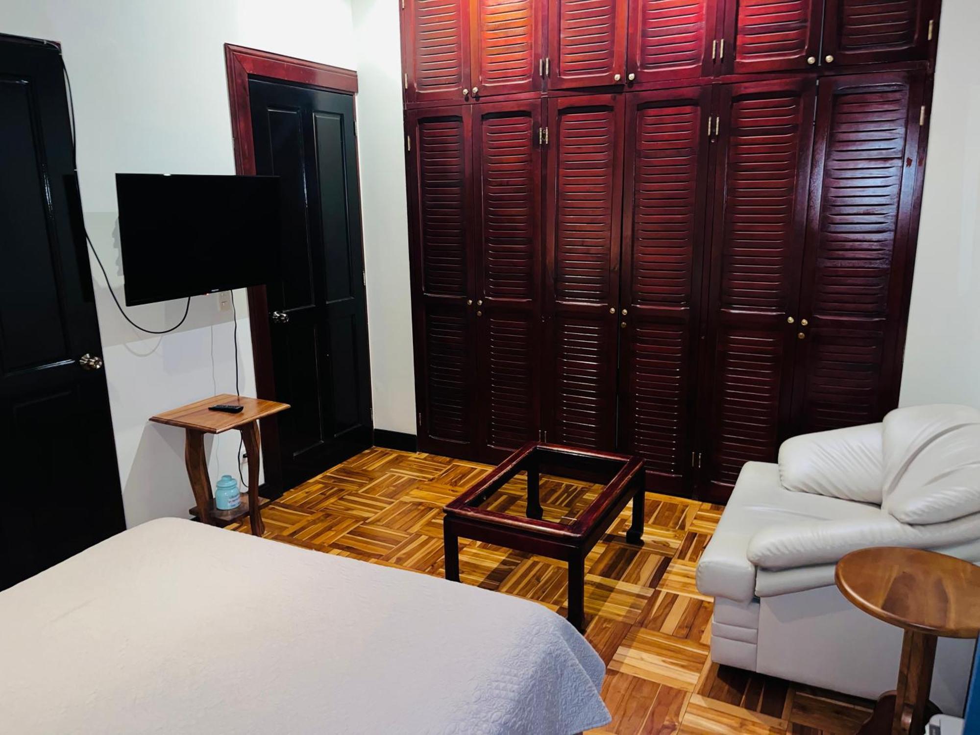 Ester'S Place Escazu ภายนอก รูปภาพ