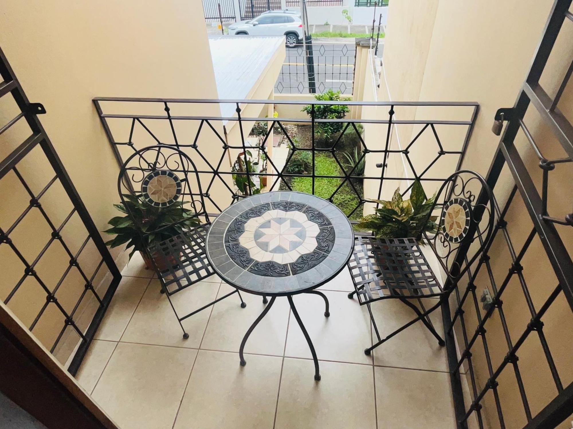 Ester'S Place Escazu ภายนอก รูปภาพ