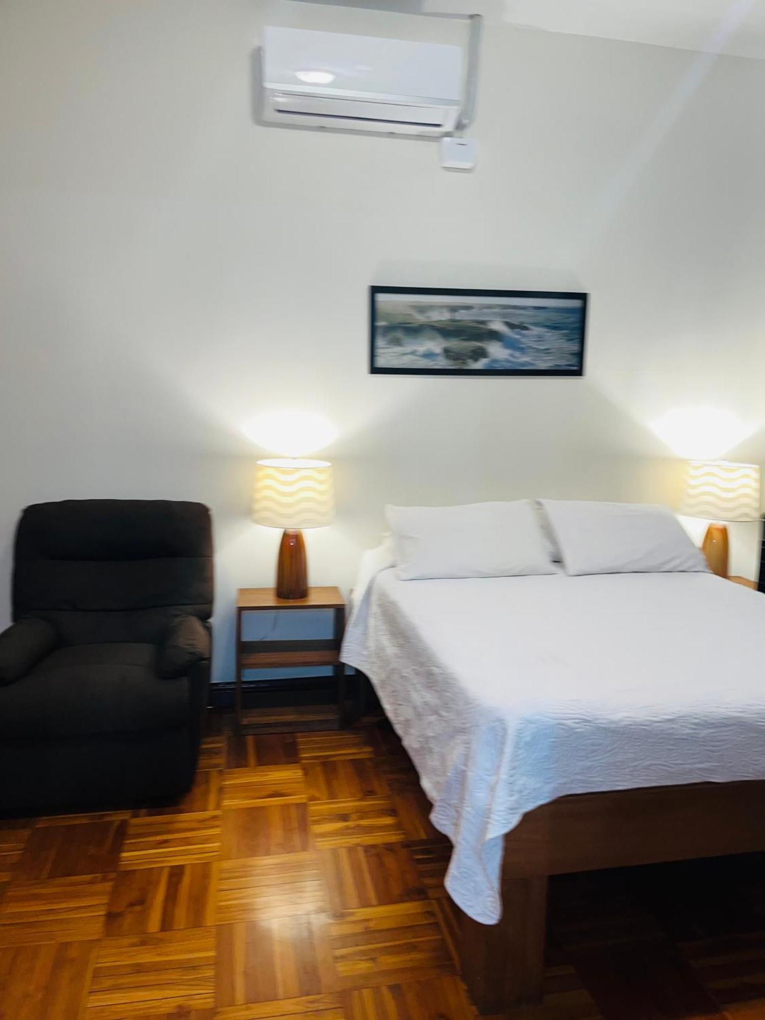 Ester'S Place Escazu ภายนอก รูปภาพ